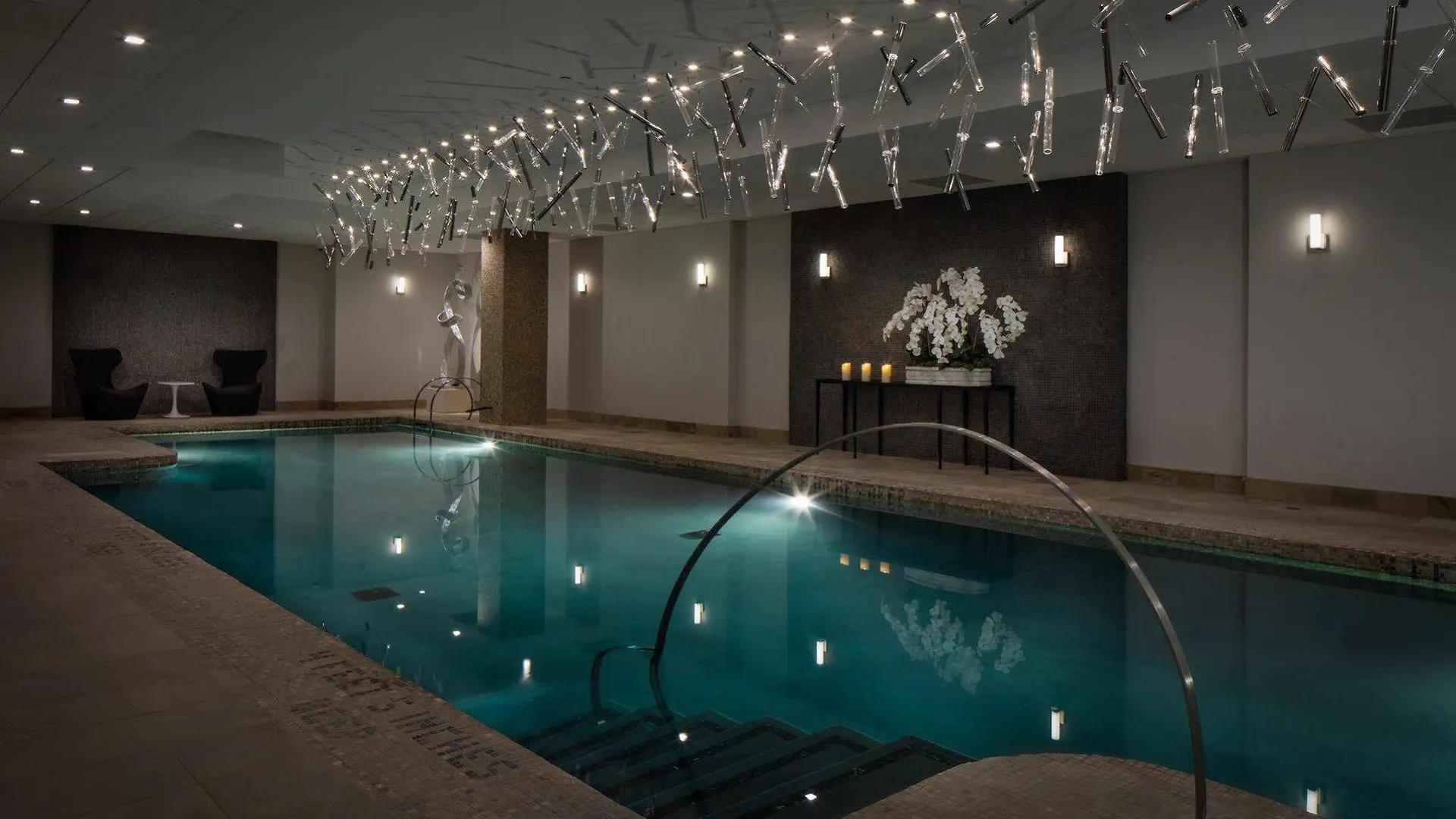 Aka Sutton Place New York Aparthotel
